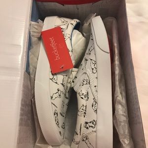 NWT Bucketfeet low top canvas slip ons size 7